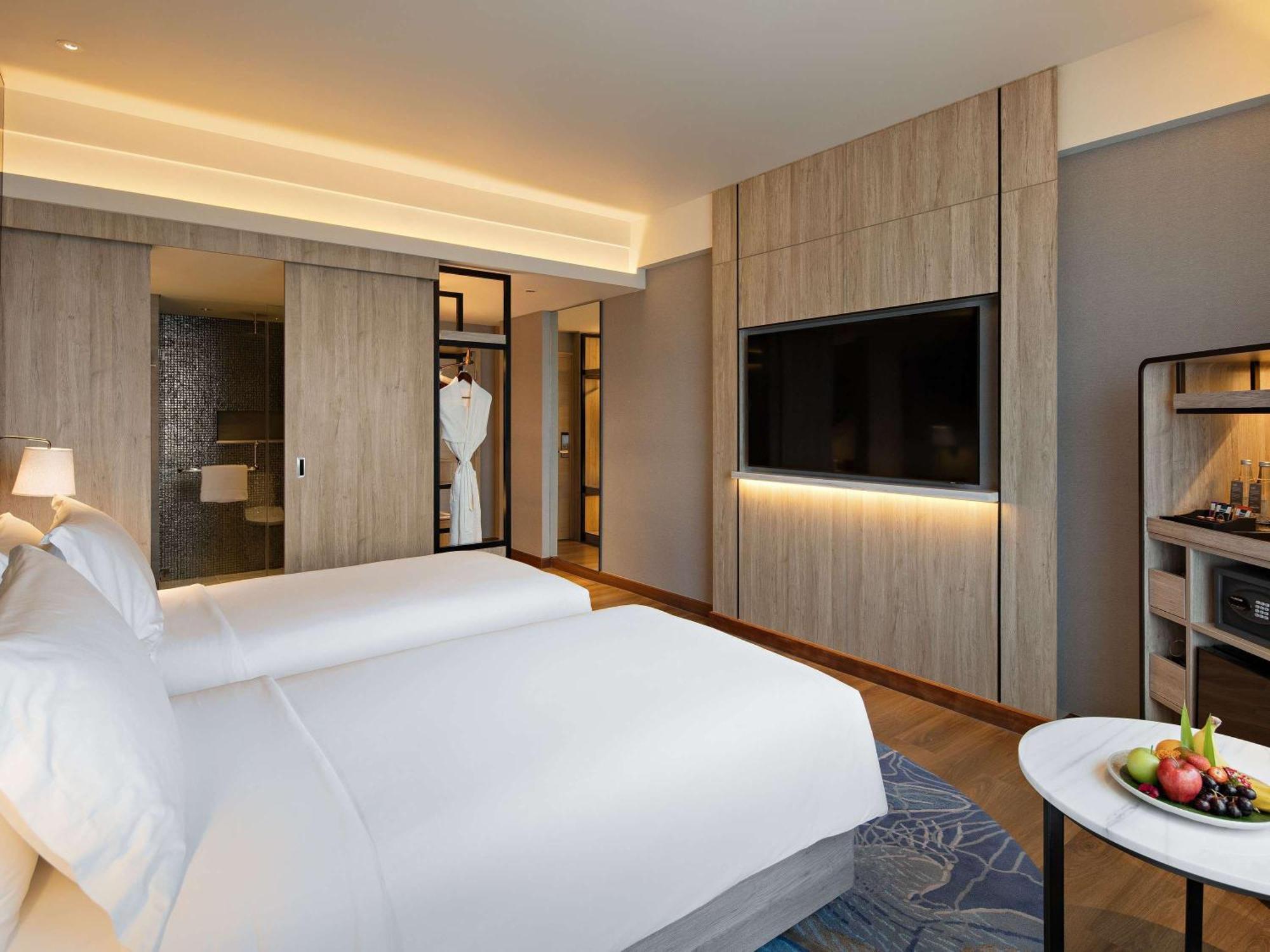 Moevenpick Hotel Jakarta City Centre Zewnętrze zdjęcie