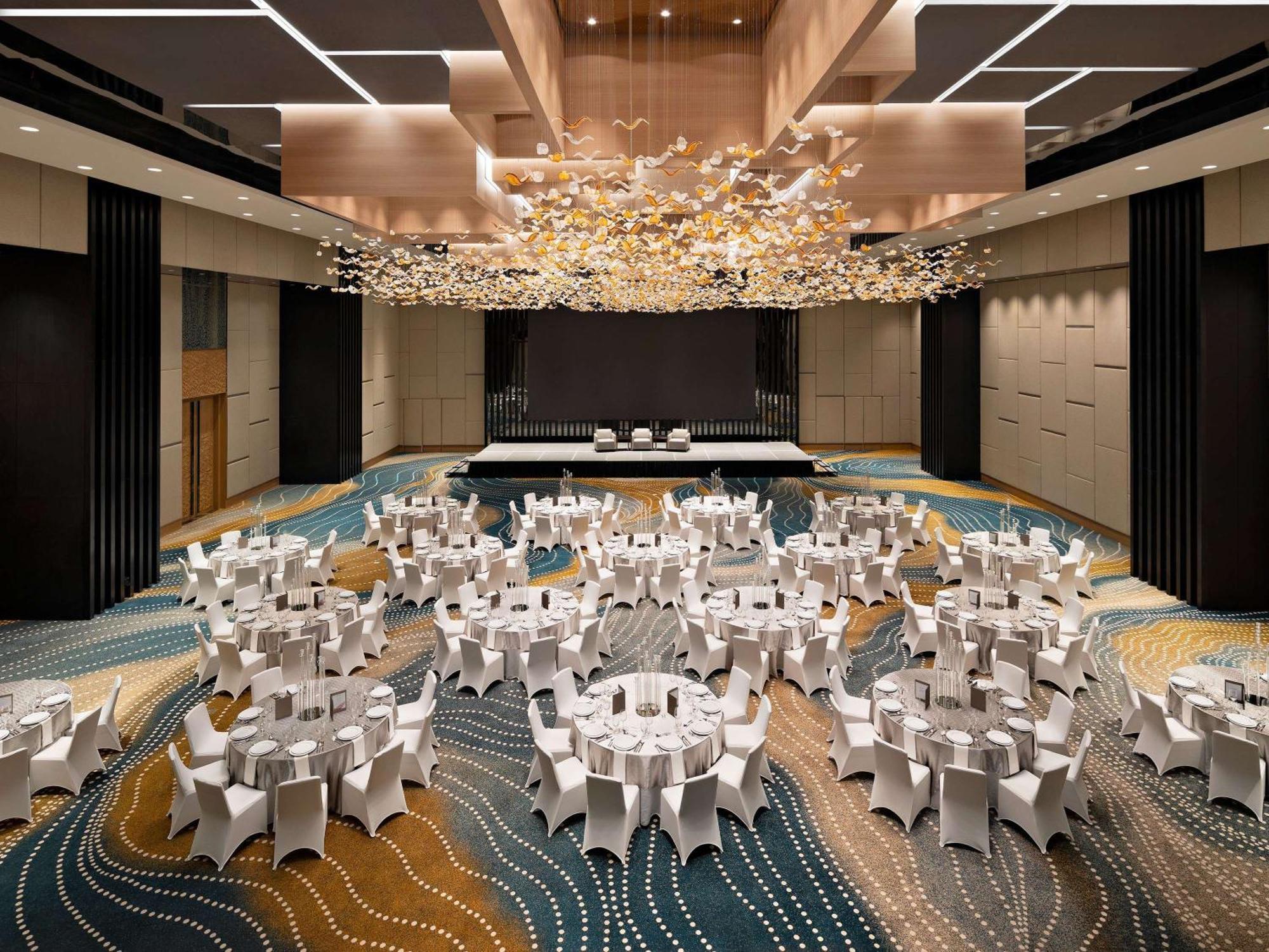 Moevenpick Hotel Jakarta City Centre Zewnętrze zdjęcie