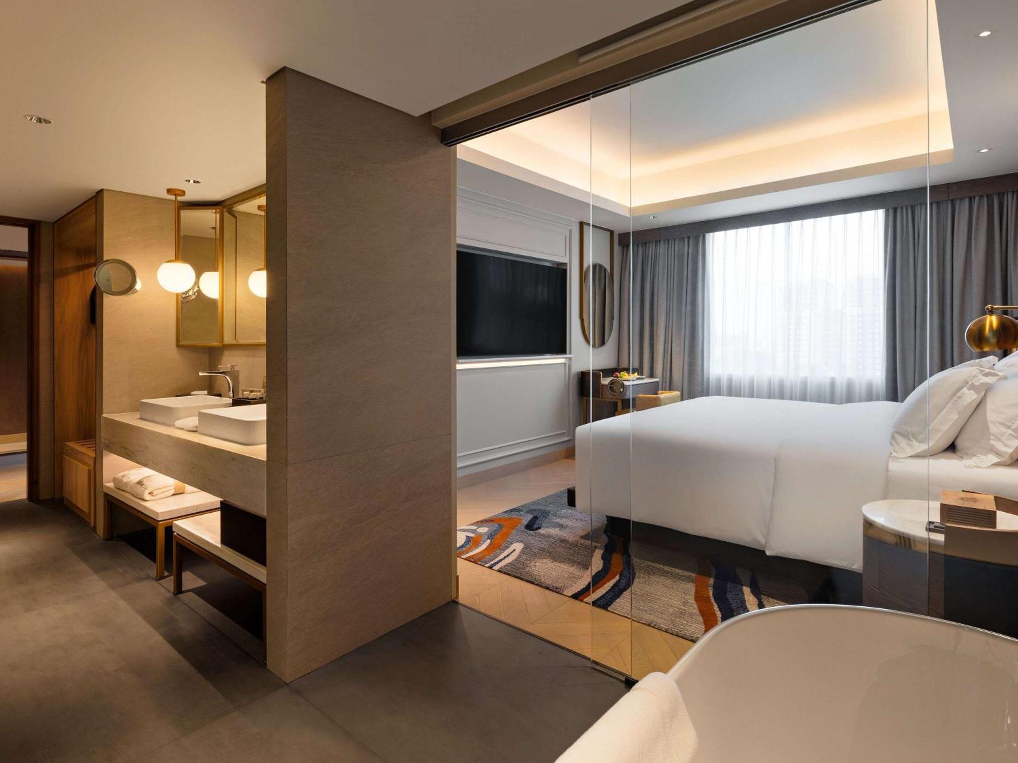 Moevenpick Hotel Jakarta City Centre Zewnętrze zdjęcie