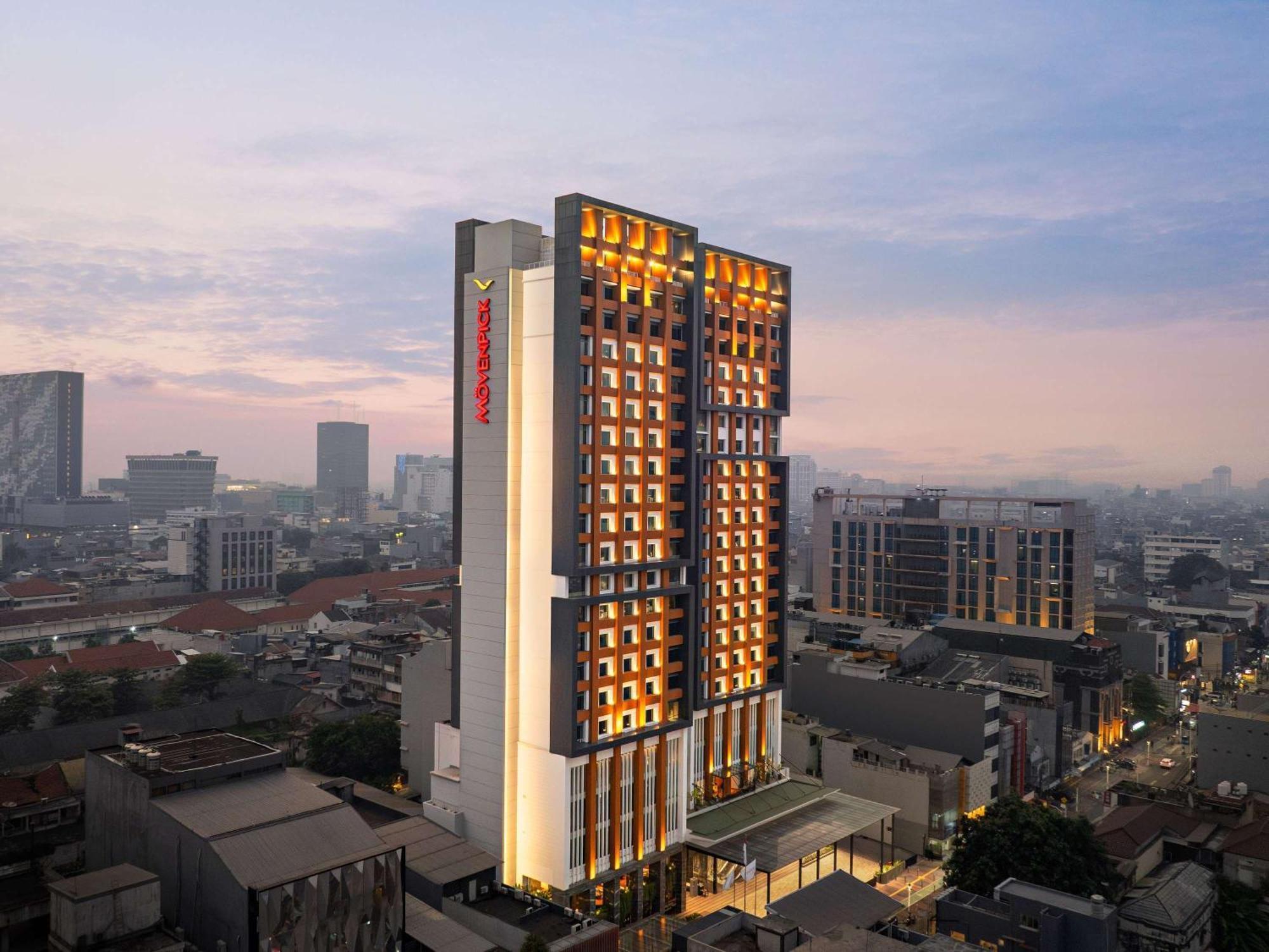 Moevenpick Hotel Jakarta City Centre Zewnętrze zdjęcie